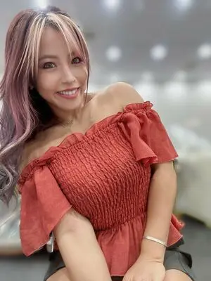 vapoyo5224 (18) female from CA - sexting partner