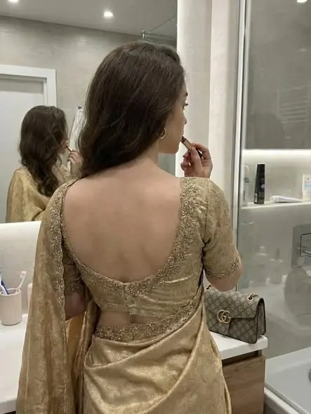 vaveb95314 (23) female from GB - sexting partner