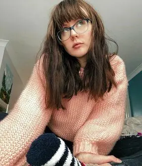 vaxen64158 (18) female from DK - sexting partner