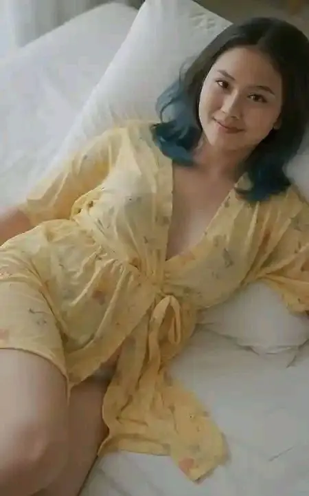 vecoge4749 (18) female from AZ - sexting partner