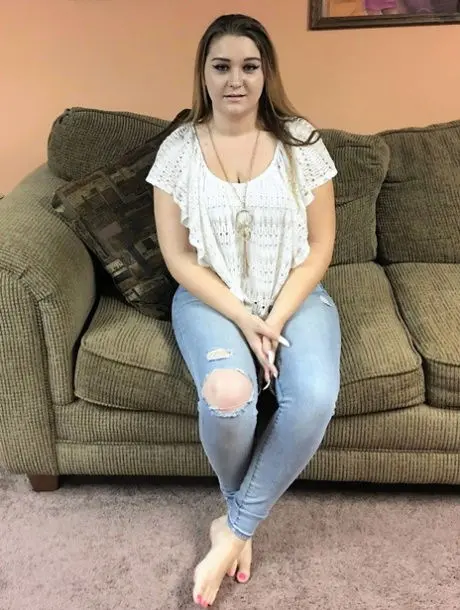 vekoj17754 (18) female from CA - sexting partner