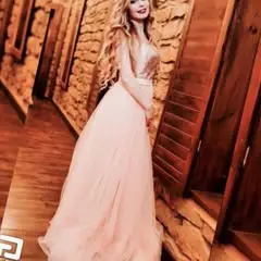 vepojek722 (18) female from GB - sexting partner