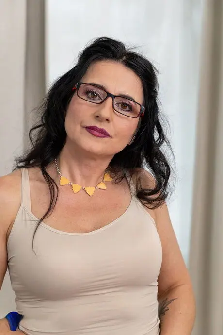 vijosep498 (24) female from DE - sexting partner