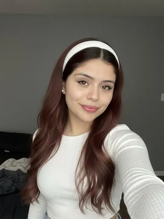 vivibo2367 (18) female from US - sexting partner