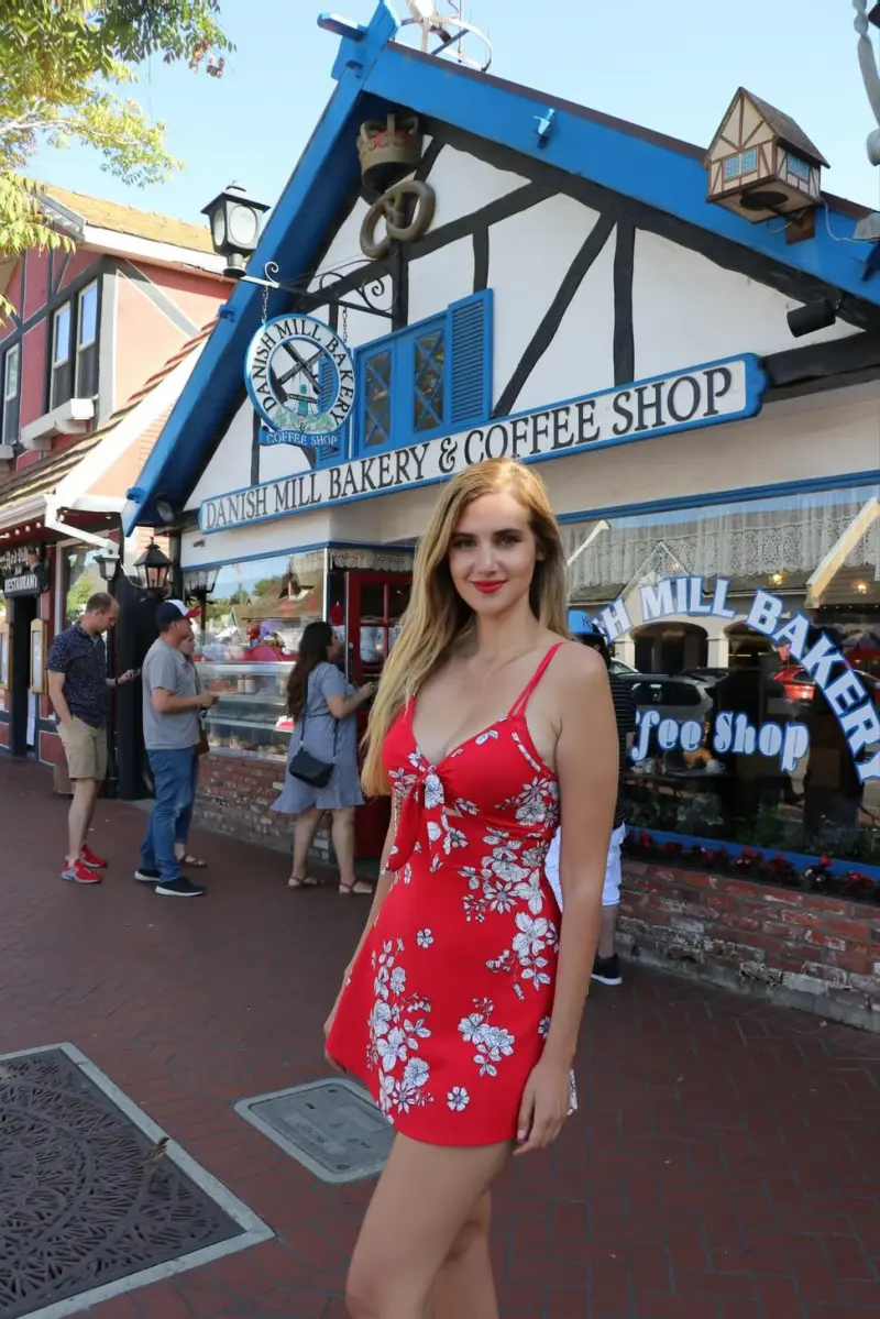 vobeteio (22) female from US - sexting partner