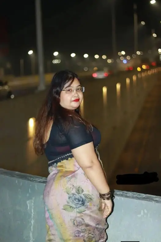 voromas445 (18) female from UZ - sexting partner