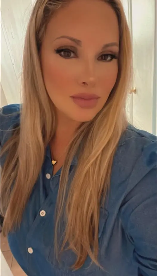 wafad99797 (18) female from DK - sexting partner