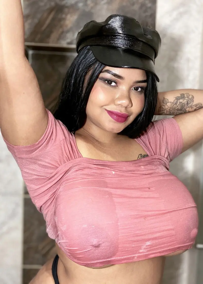 wagazola (18) female from FI - sexting partner