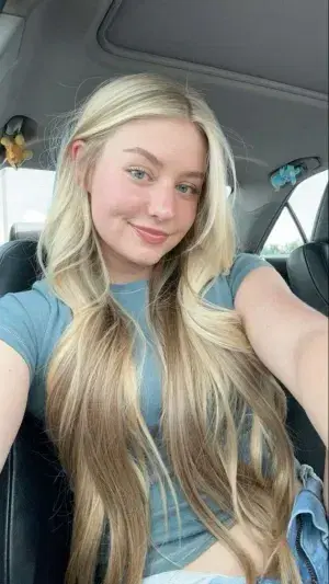 wamew50451 (23) female from FI - sexting partner