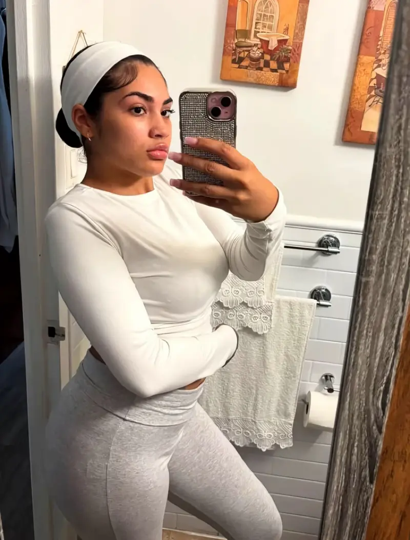 wanids05c7882a (26) female from CA - sexting partner