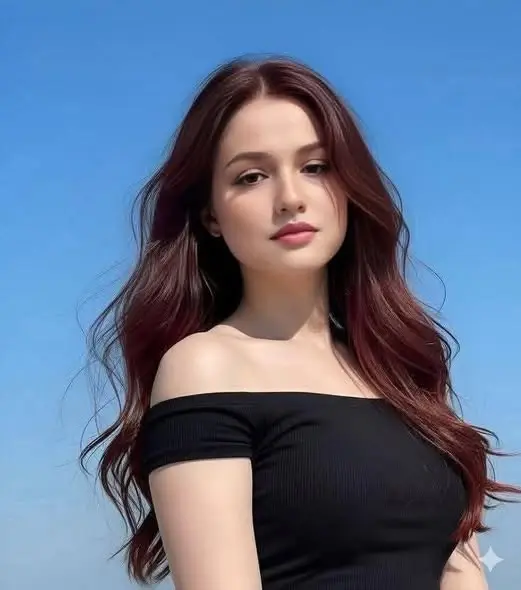 watosow385 (18) female from AE - sexting partner