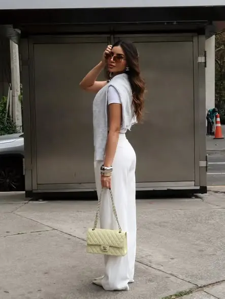 wediw41145 (18) female from GB - sexting partner