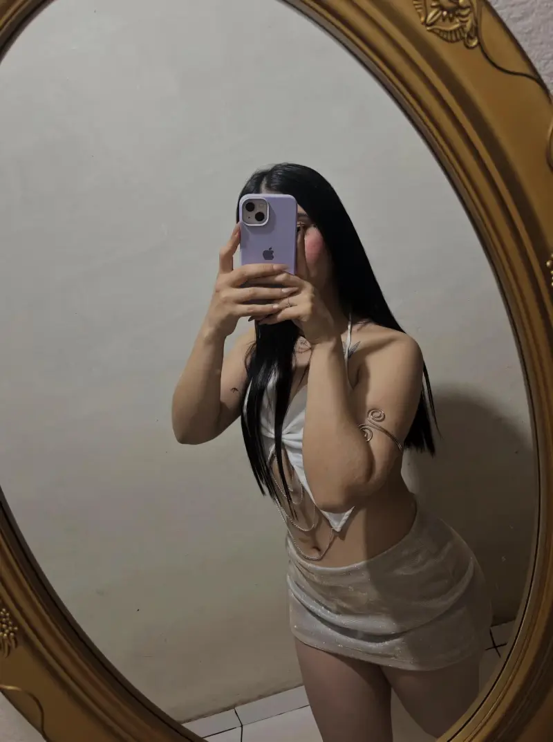 werome1554 (18) female from GB - sexting partner