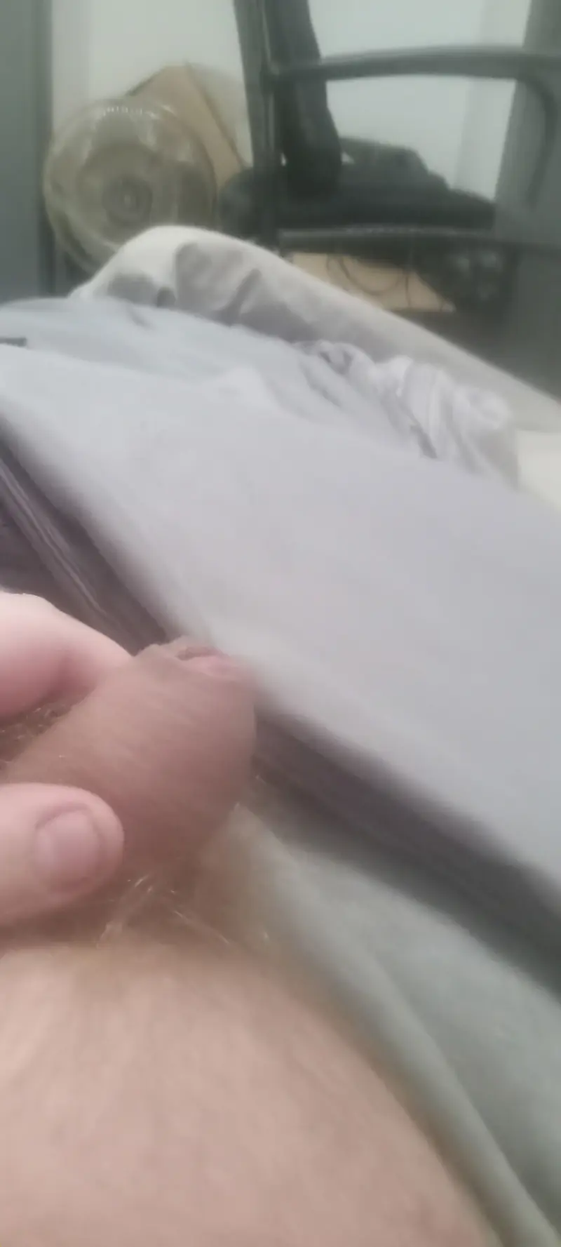 whiyevirginchub5 (18) male from US - sexting partner