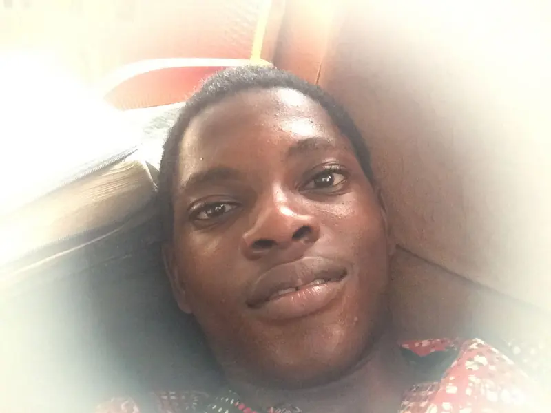 willybill (18) male from NG - sexting partner