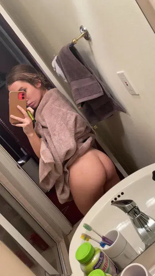 wocaxar392 (18) female from AU - sexting partner