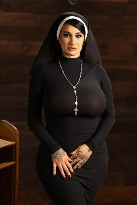 wocexor404 (21) female from GB - sexting partner