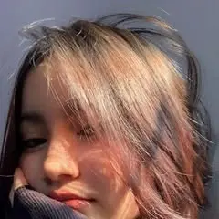 womigeh519 (18) female from AU - sexting partner