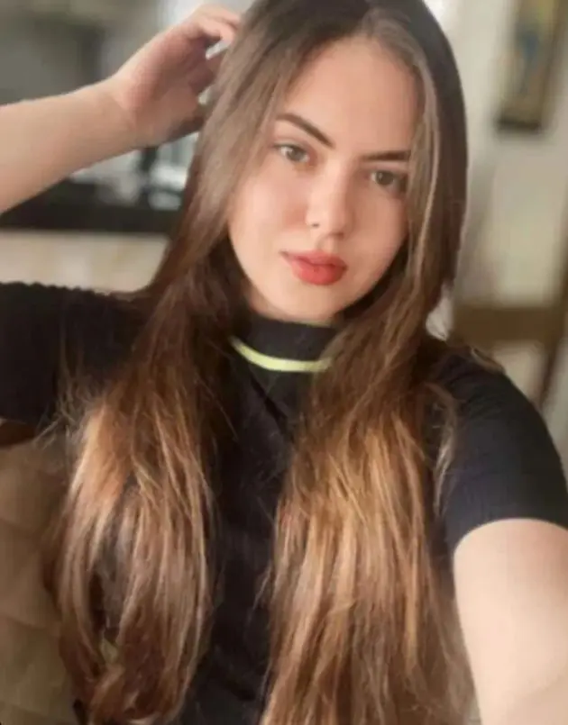xafoheju (18) female from US - sexting partner