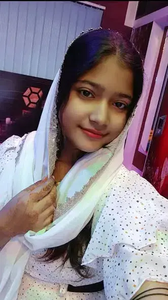 xaridi5918 (22) female from GB - sexting partner