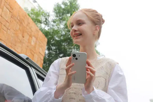 xavefoc676 (18) female from DK - sexting partner