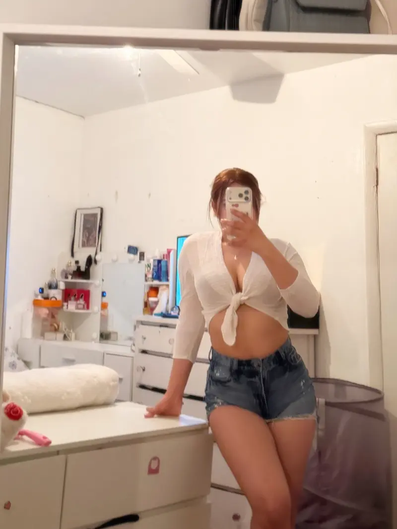 xegasow422 (18) female from US - sexting partner