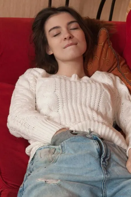 xejalev269 (18) female from GB - sexting partner