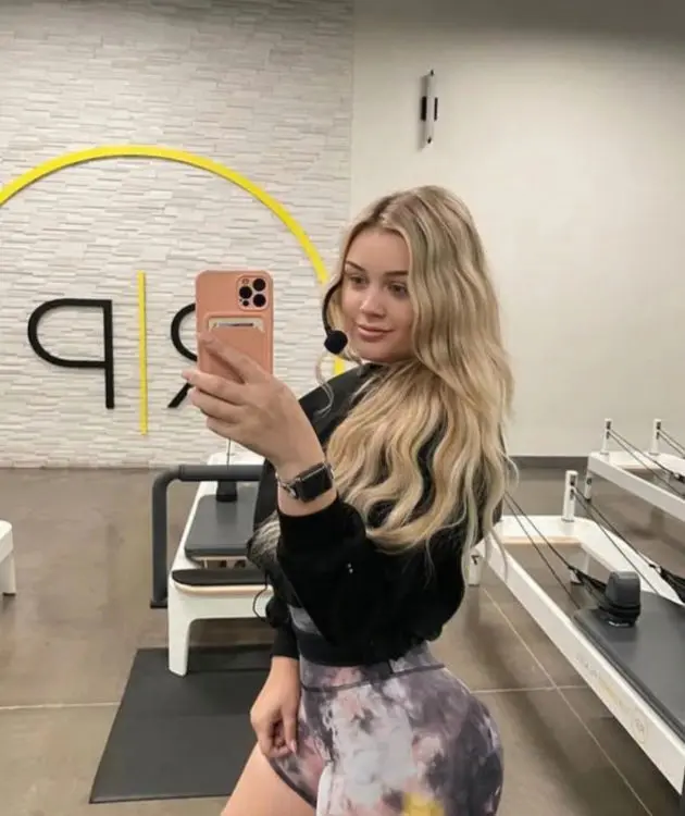 xetohjk (18) female from US - sexting partner