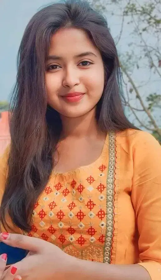 xibet13076 (18) female from ZA - sexting partner