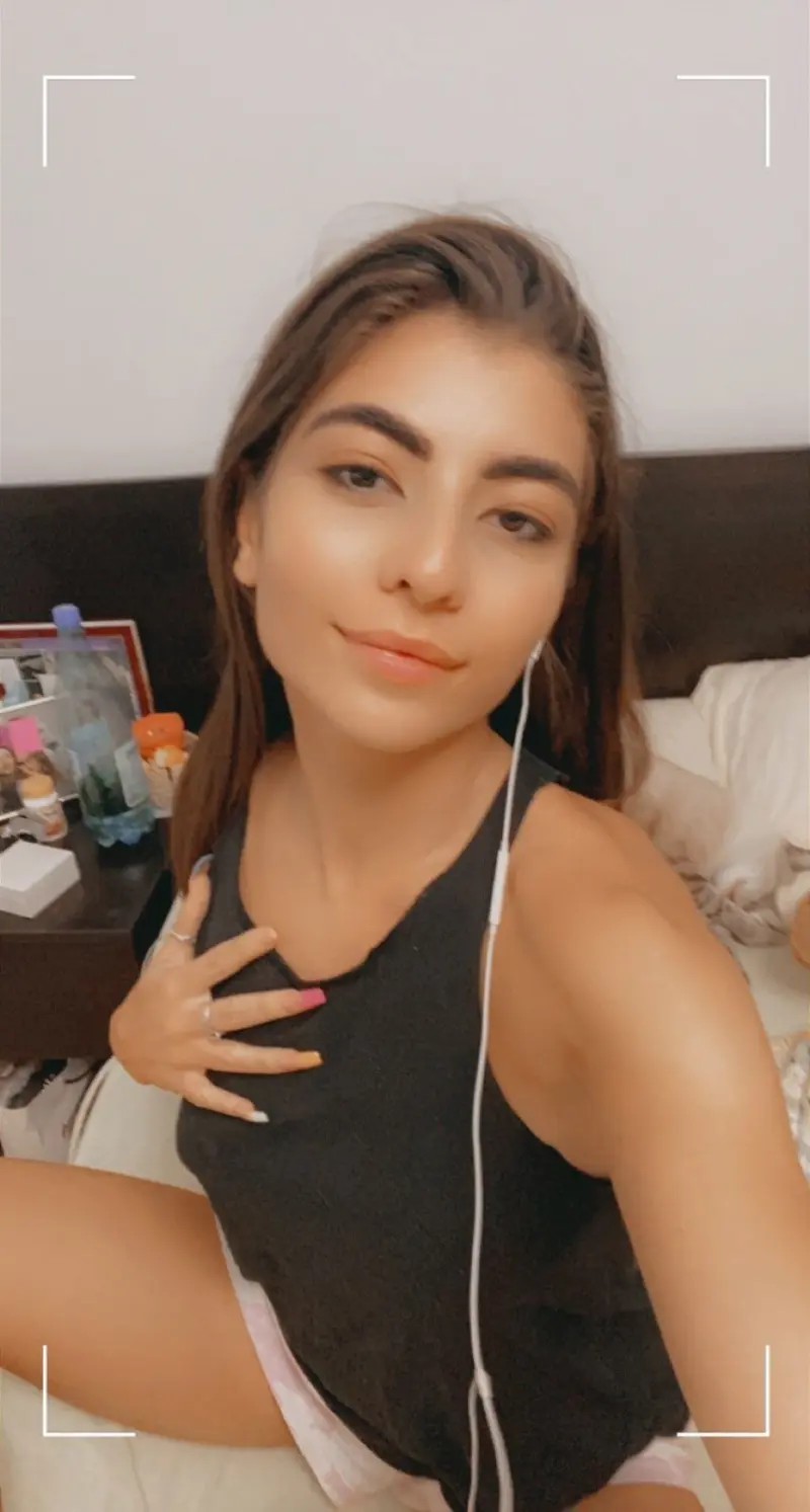 xigigaj238 (20) female from GQ - sexting partner