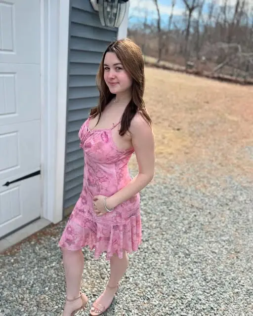 xisir45033 (18) female from DE - sexting partner