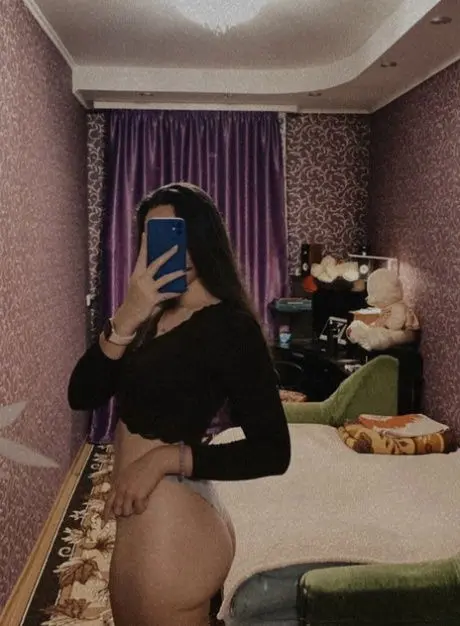 yafewab819 (18) female from US - sexting partner