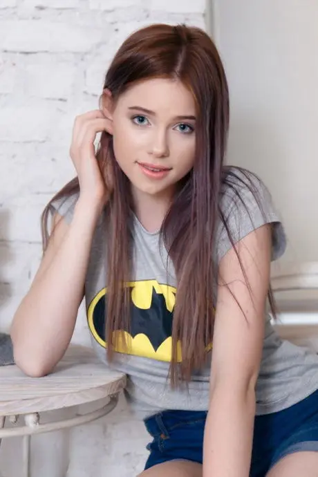 yederis654 (21) female from FR - sexting partner