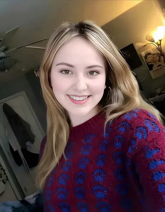 yehemo7320 (18) female from GB - sexting partner