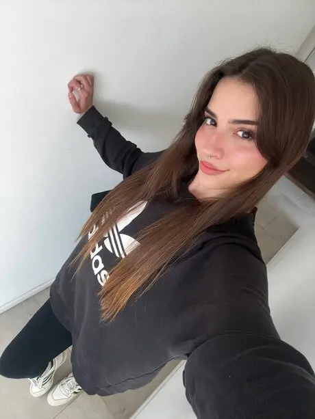 yerokon510 (25) female from US - sexting partner