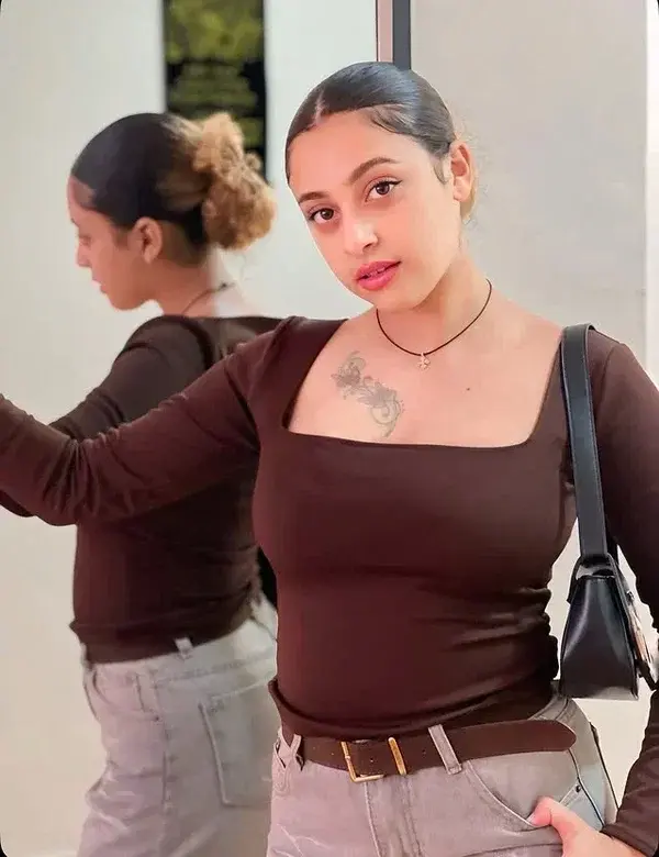 yimawas575 (18) female from DE - similar profile