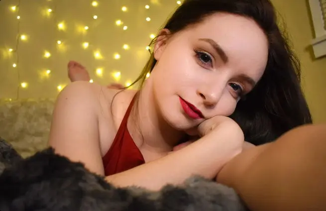 yirtoyamla (18) female from DE - sexting partner