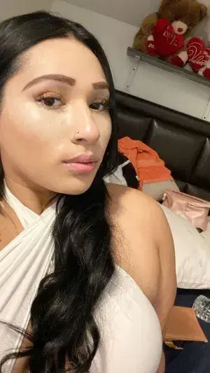 yoman50944 (18) female from BG - sexting partner