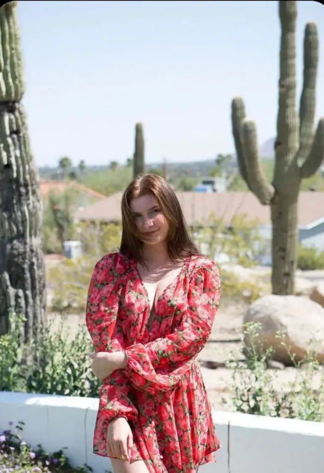 yowefh (18) female from US - sexting partner