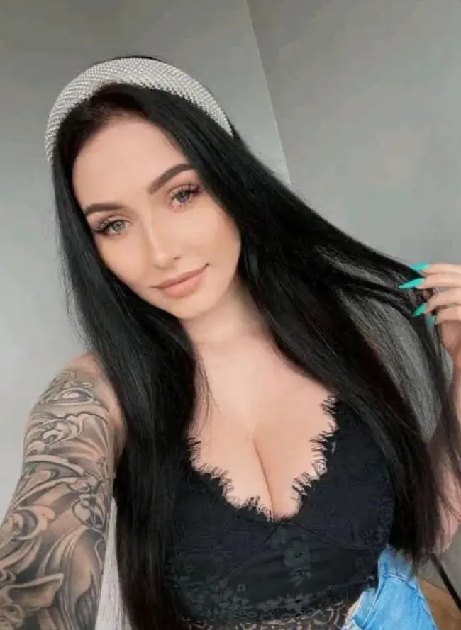 ysgexae (22) female from US - sexting partner