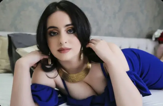 zadacu (23) female from US - sexting partner