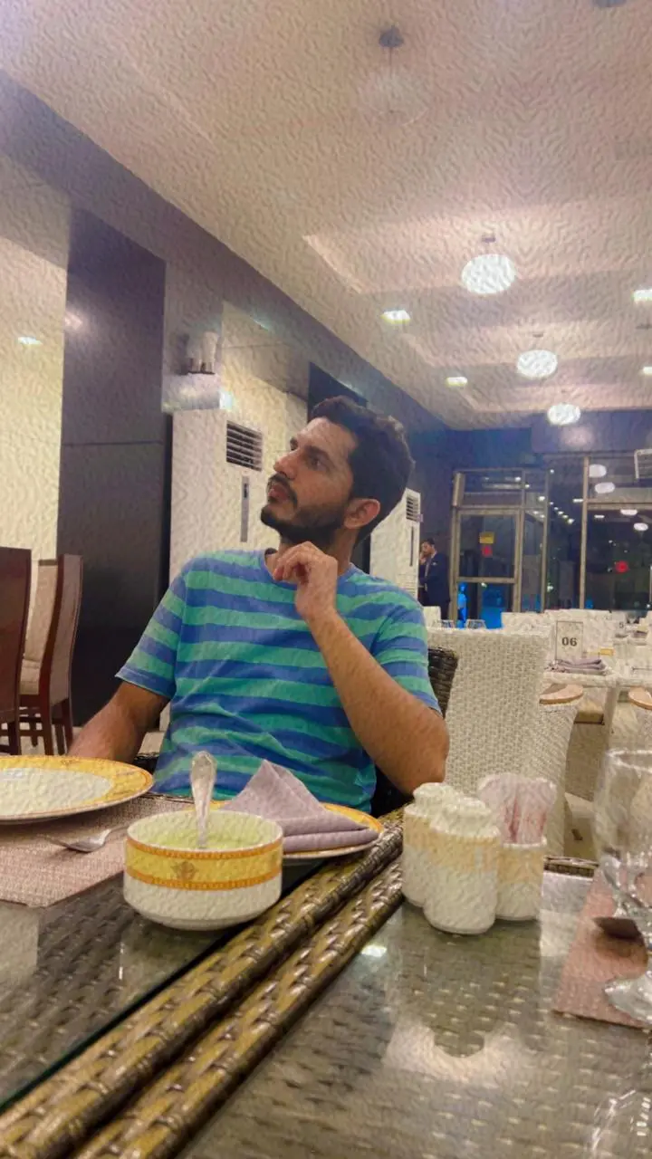 zeeshan (18) male from PK - sexting partner